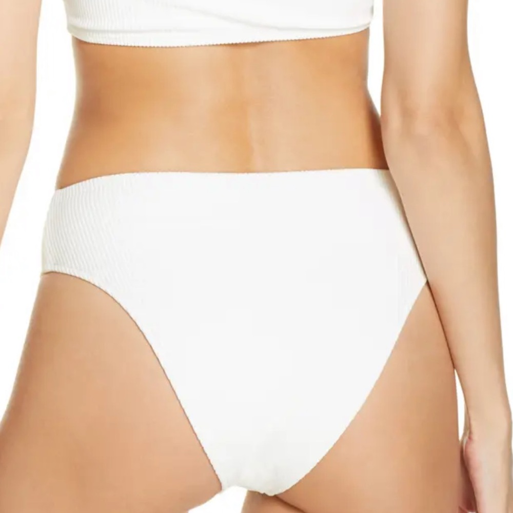 Frankie’s bikinis “Jenna” bottoms in white